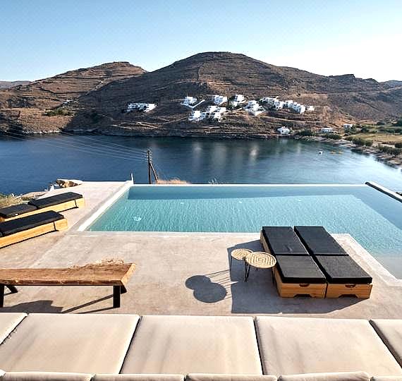 Amal Kythnos Suites